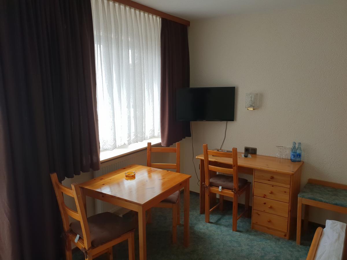 Hotel Gruener Baum Bretzenheim Εξωτερικό φωτογραφία